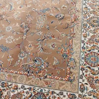 یک تخته فرش ۹متری ۷۰۰شانه تراکم ۲۵۵۰ در حد نو نو