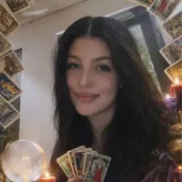 سرکتاب تاریخ ادب فال