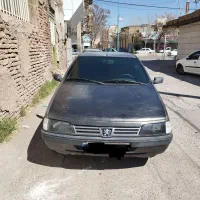 پژو 2000