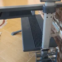 یک عدد میز کار|میز تحریر و کامپیوتر|رامسر, |دیوار