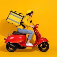 پیک موتوری مجموعه ایران برگر بوشهر