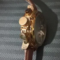 س.اعت|ساعت|رشت, یخسازی|دیوار