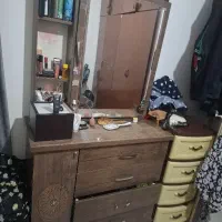 دراور رنگ قهوه ای