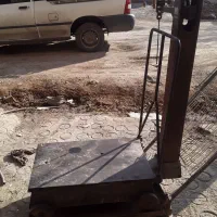 سقف هلالی .باسکول ۳۰۰کیلویی.درب حفاظ دار|مصالح و تجهیزات ساختمان|نجف‌آباد, امام خمینی|دیوار