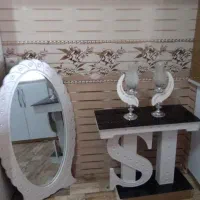 میز و آیینه شمعدان