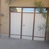 فروش دو عدد درب پارکینگ و حیاط