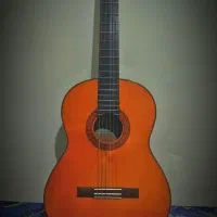 گیتار یاماها c70