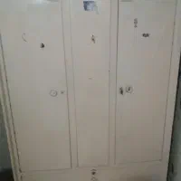 کمد لباس قدیمی