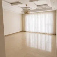 شهرک صدف۱۱۲ متر ۳ خواب/فول امکانات/سند تک برگ