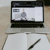 جویای کارمند خانم برای موسسه آنلاین زبان