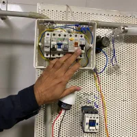 آموزش برق ساختمان دوربین دزدگیر اعلام حریق درب اتو|خدمات آموزشی|تهران, میدان ولیعصر|دیوار