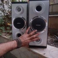 یک جفت باند سامسونگ برای ضبط ده هزار وات هستش