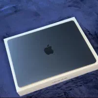 Macbook air 2022 M2 256gb 13.5 inch
