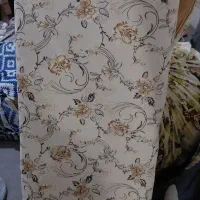 پشتی مخطب تمیز در حد