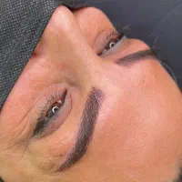 مدل میکرو پیگمنتیشن و میکروبلیدینگ ابرو