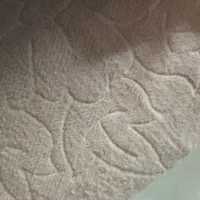 موکت طرح گل رنگ کرم