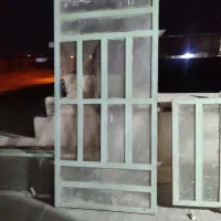 1عدرب فلزی با3پنجره فلزی