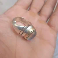 این انگشتر سنگ اوپال صدفی