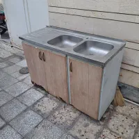 تعدادی کابینت و سینک ظرفشوئی|مصالح و تجهیزات ساختمان|قم, زاد|دیوار