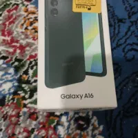 گوشی تمیز چند ماه استفاده در حد نو