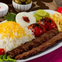 به یک کارگر ساده برای تهیه غذا نیازمندیم