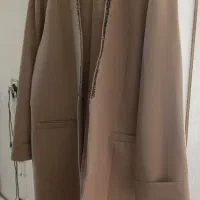 یک عدد کت سایز ۴۴ و یک کت جین فری سایز