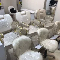 لوازم و میز و صندلی ارایشگاهی در حد نو