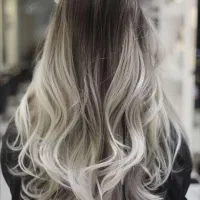 مدل واسه شنیون یه هزینه ای هم پرداخت میکنیم