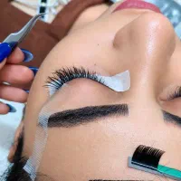 آموزش کلیه خدمات زیبایی