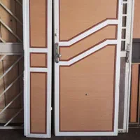 ۳۰ درب فلزی با چهارچوب آهنی . ضدسرقت نو و دسته دوم