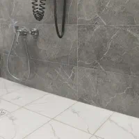 نصب کاشی و سرامیک کاشیکار خورده کاری بندکشی با دقت|خدمات پیشه و مهارت|رشت, استقامت ۲|دیوار