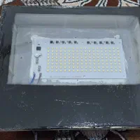 پروژکتور ۱۰۰ وات خورموج