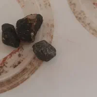 سنگ مشکوک به شهاب سنگ باجنس بسیارنرم|کلکسیون اشیاء عتیقه|ارومیه, |دیوار