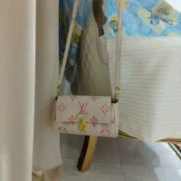 کیف مارک LV شناسنامه دار با جعبه