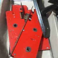 فروش وسایل داخل تصویر