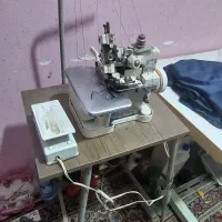 سردوز سه نخ ژانومه Janome ژاپن اصل همراه با میز