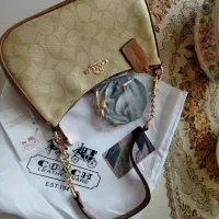 کیف اصل از برند کوچ کاملا آک و استفاده نشده چرم
