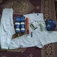 لباس و وسایل رزمی و کیسه بوکس