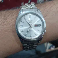 ساعت بدون خط خش سیکو5