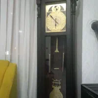 ساعت و گنجه