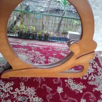 اینه|آینه|لشت نشا, |دیوار