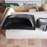 مگان،ایسیو اربگ،ساعت داشبورد