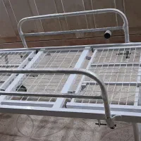 تخت بیمارستانی