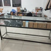 ویترین شیشه ای فلزی جهت دکور مغازه