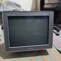 سه عدد مانیتور سالم هرسه باهم ۱۵۰۰