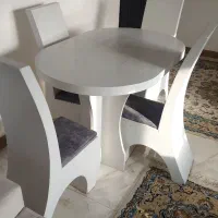 میز ناهار خوری چهار نفره