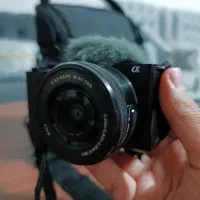 دوربین سونی zv-e10