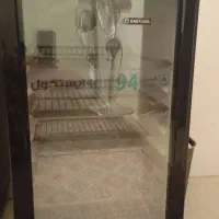 یخچال تک درب شیشه ای