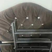 تخت یکنفره فلزی با تشک کاملا سالم