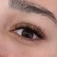اکستنشن مژه با هزینه مواد فقط